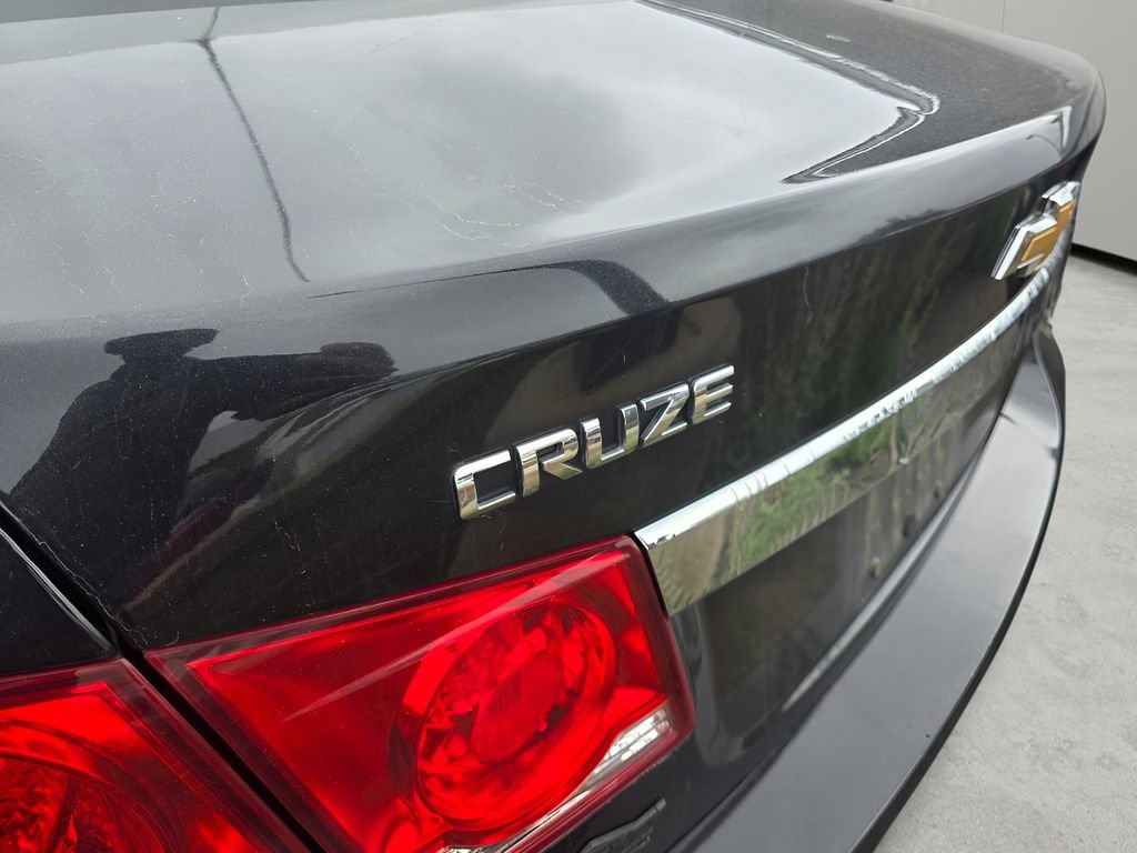Used 2016 Chevrolet Cruze LT FWD image 20