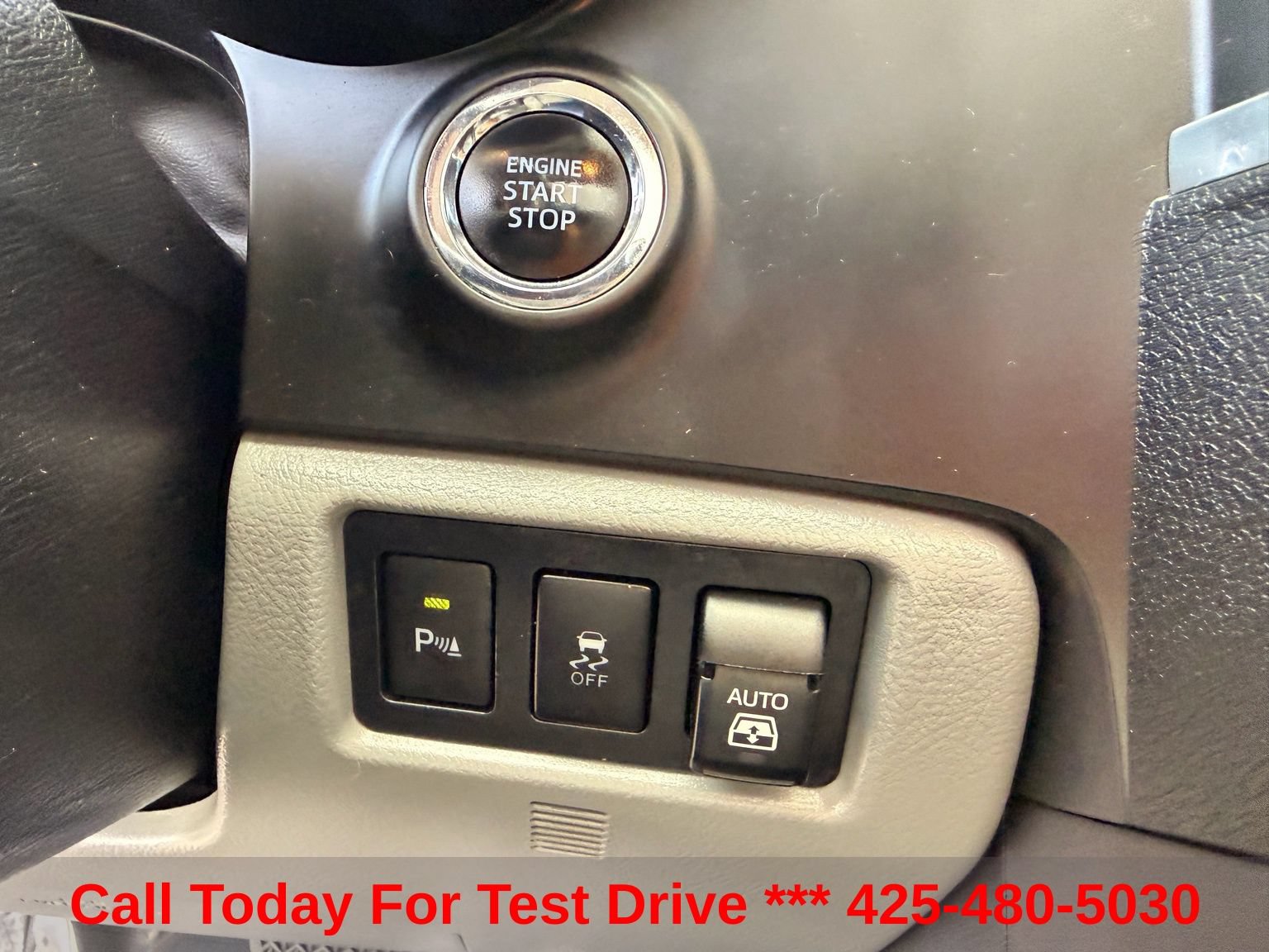 Used 2020 Toyota Sequoia Limited w/ Safety & Convenience Package AWD/4WD image 31