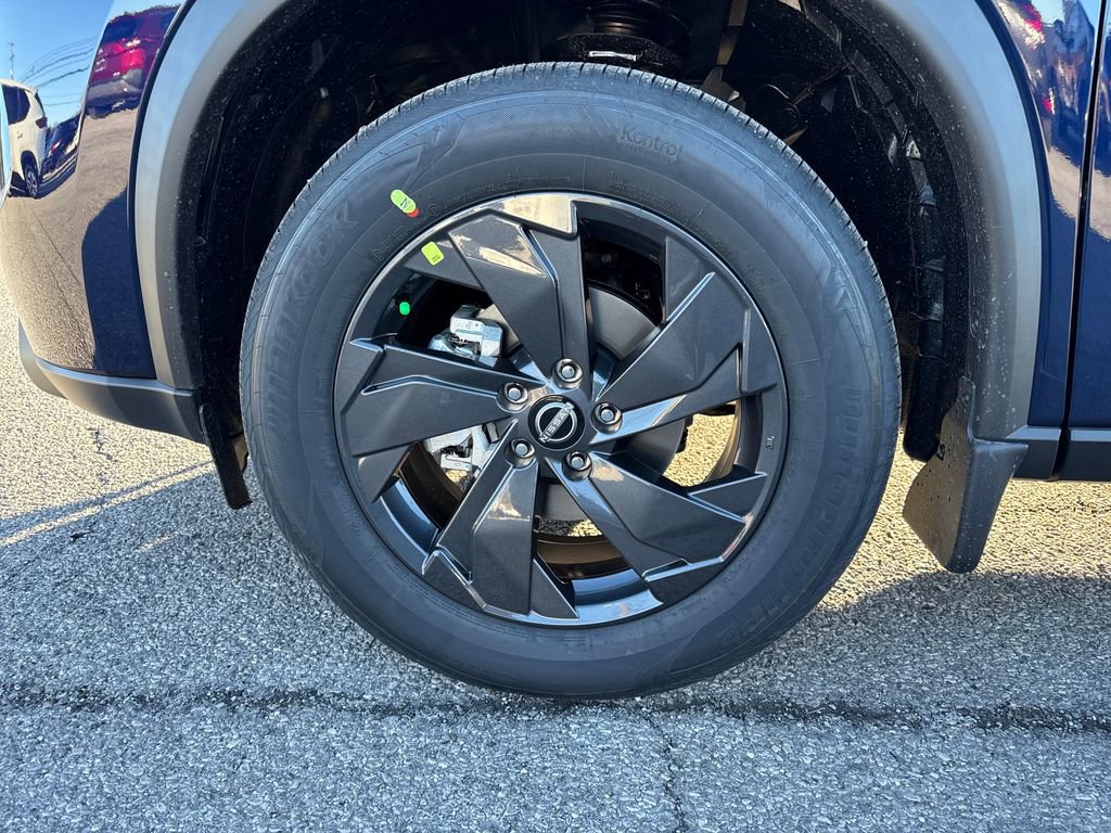 New 2026 Nissan Rogue SV w/ Cold Weather Package image 28