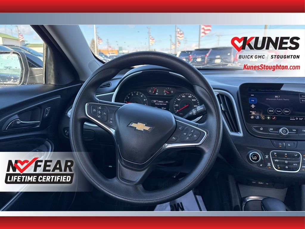 Used 2024 Chevrolet Malibu LT image 35