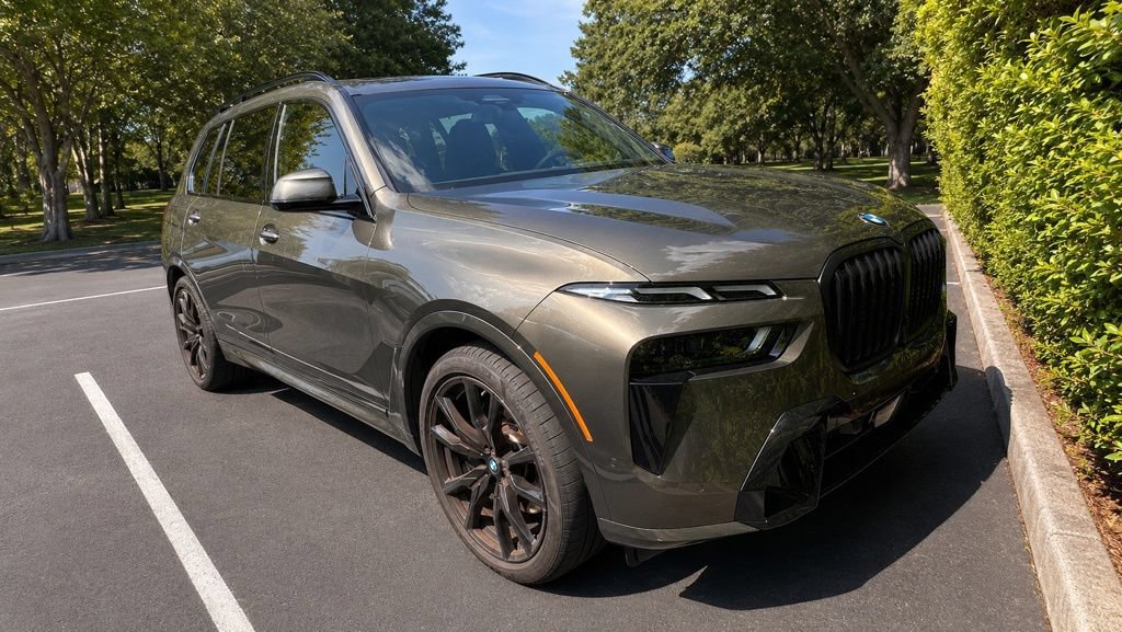 Used 2025 BMW X7 xDrive40i w/ M Sport Package