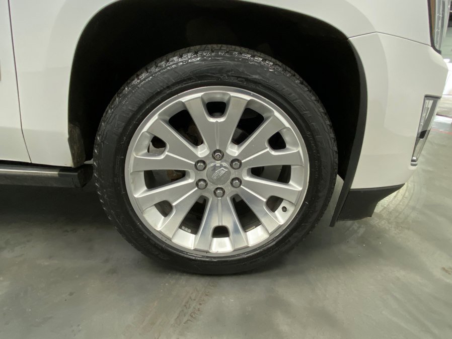 Used 2016 Cadillac Escalade ESV Premium image 16