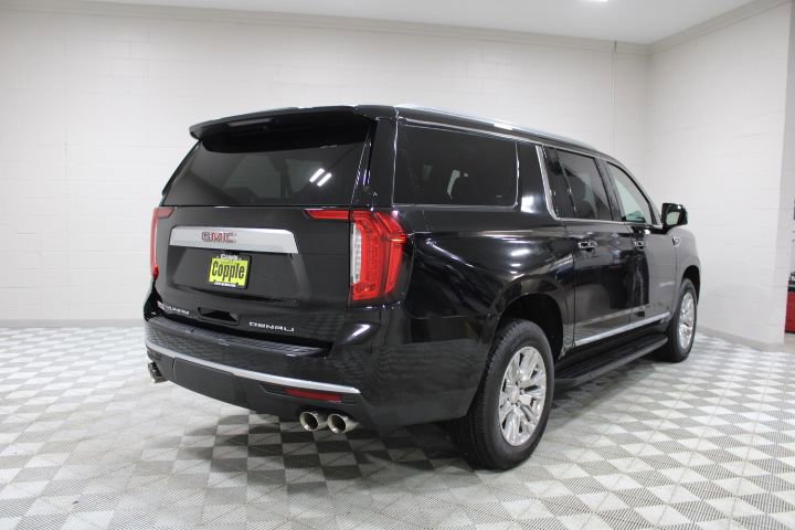 Used 2024 GMC Yukon XL Denali image 11