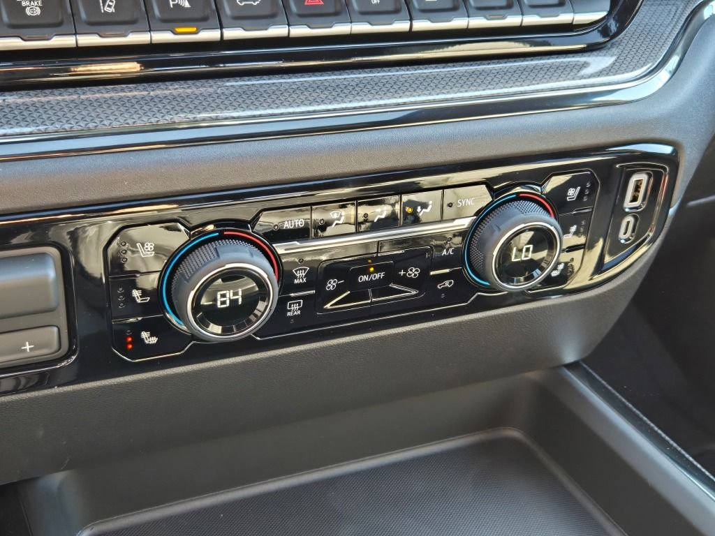 New 2026 Chevrolet Silverado 2500 ZR2 image 32