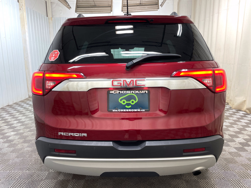 Certified 2018 GMC Acadia SLT w/ LPO, Floor Liner Package FWD image 16