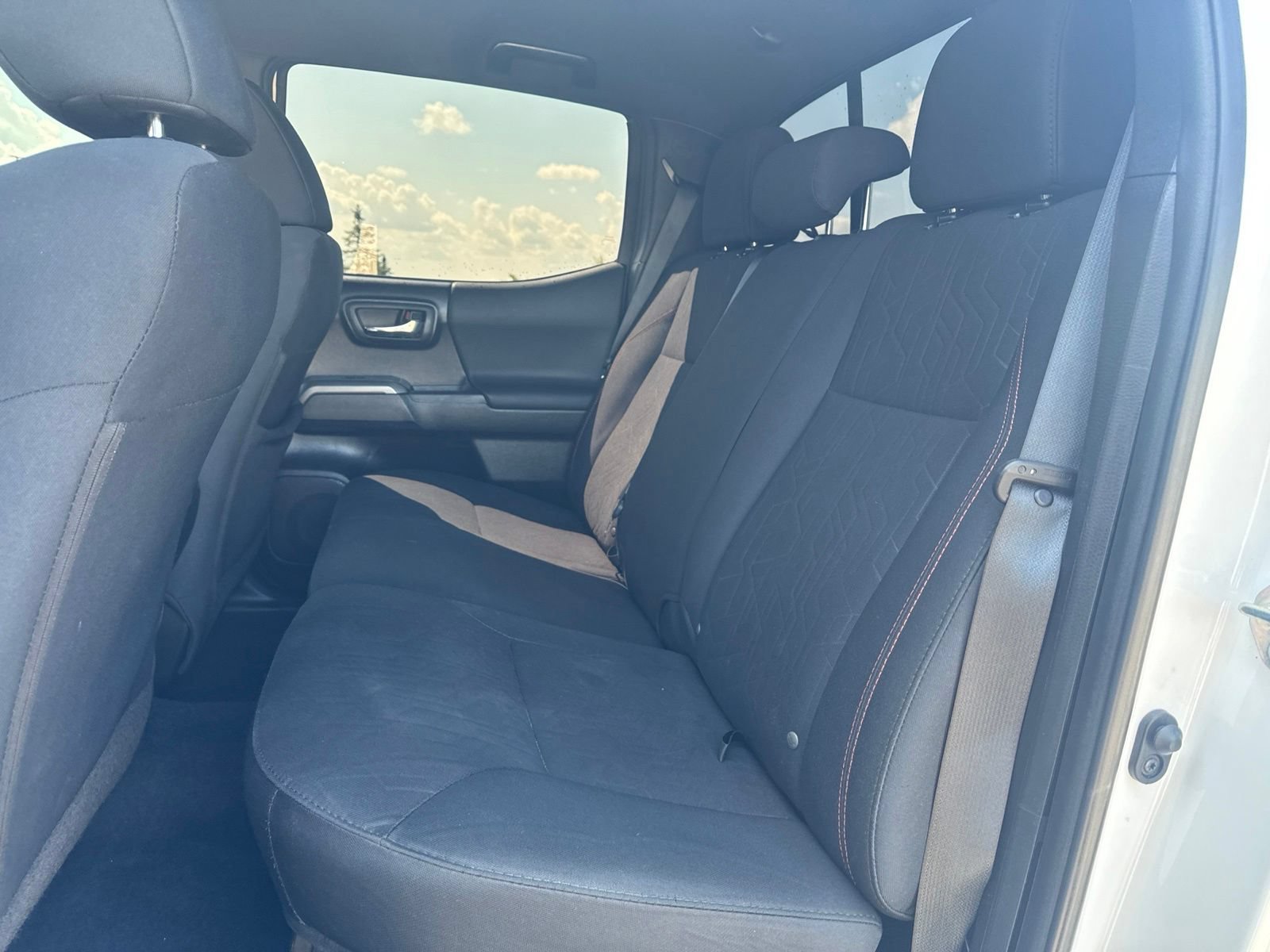 Used 2019 Toyota Tacoma TRD Sport AWD/4WD image 15