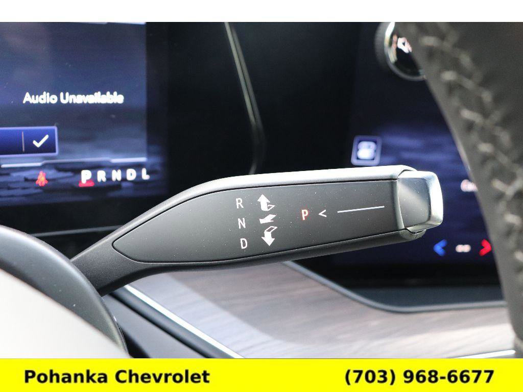 Certified 2025 Chevrolet Suburban Z71 image 11