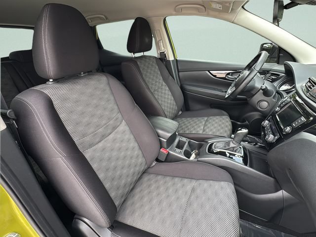Used 2020 Nissan Rogue Sport SV w/ All-Weather Package AWD/4WD image 19