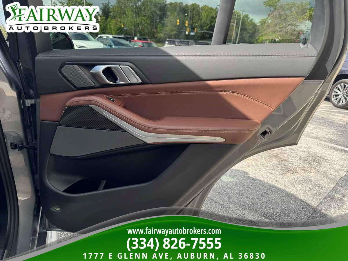 Used 2026 BMW X5 M60i w/ Climate Comfort Package AWD/4WD image 32