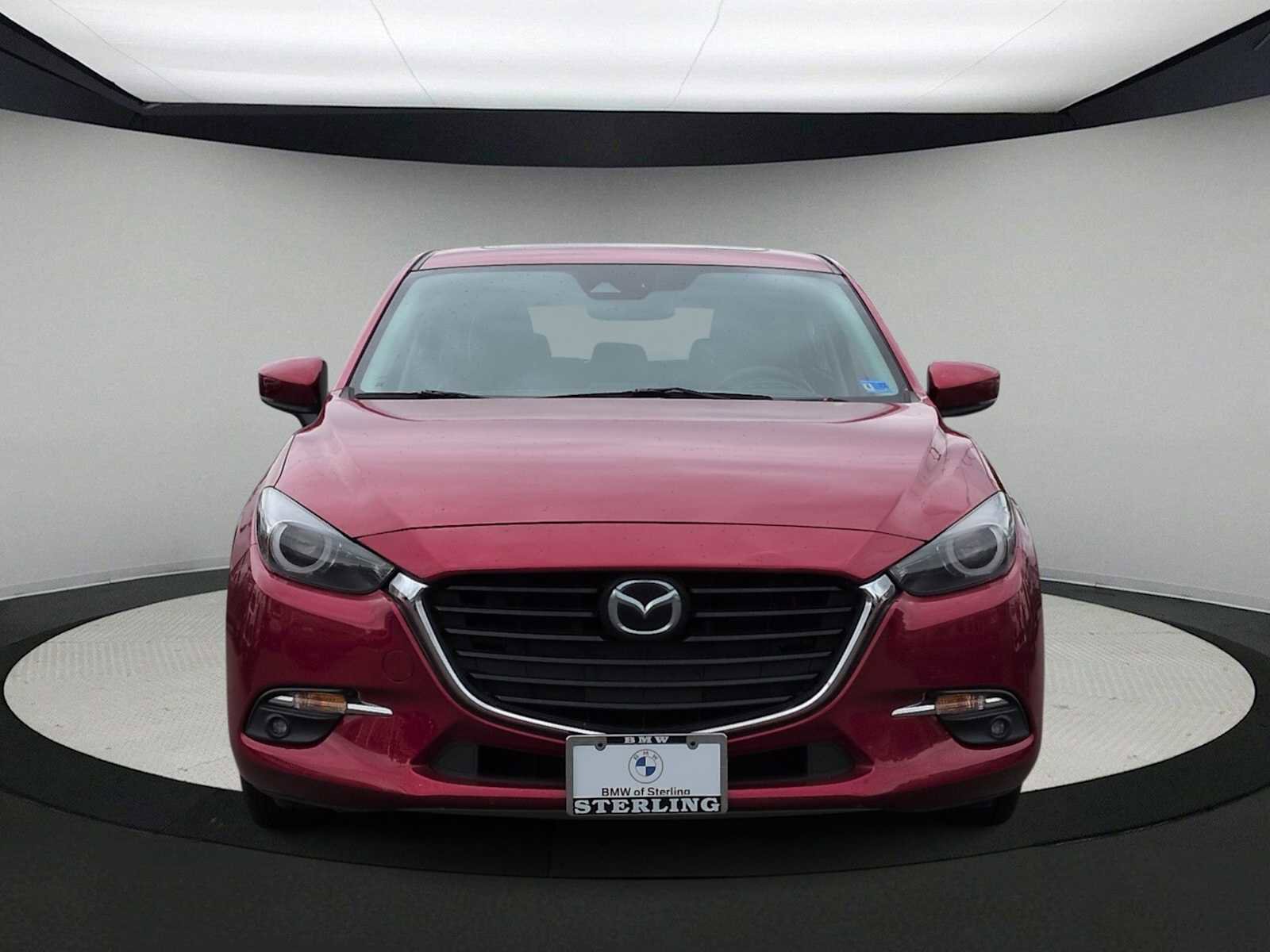 Used 2018 MAZDA MAZDA3 Grand Touring w/ Premium Equipment Package FWD image 3