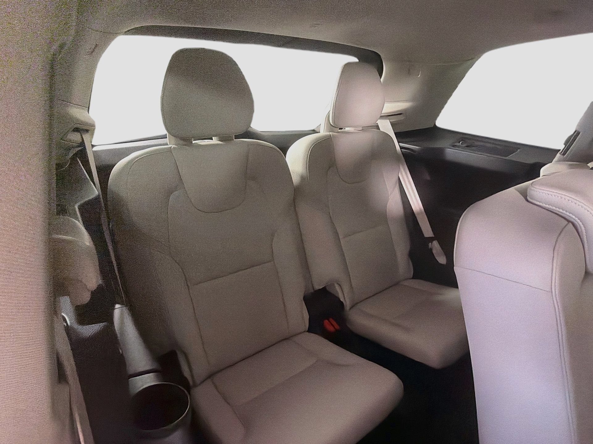 Certified 2025 Volvo XC90 B5 Core w/ Protection Package Premier AWD/4WD image 28