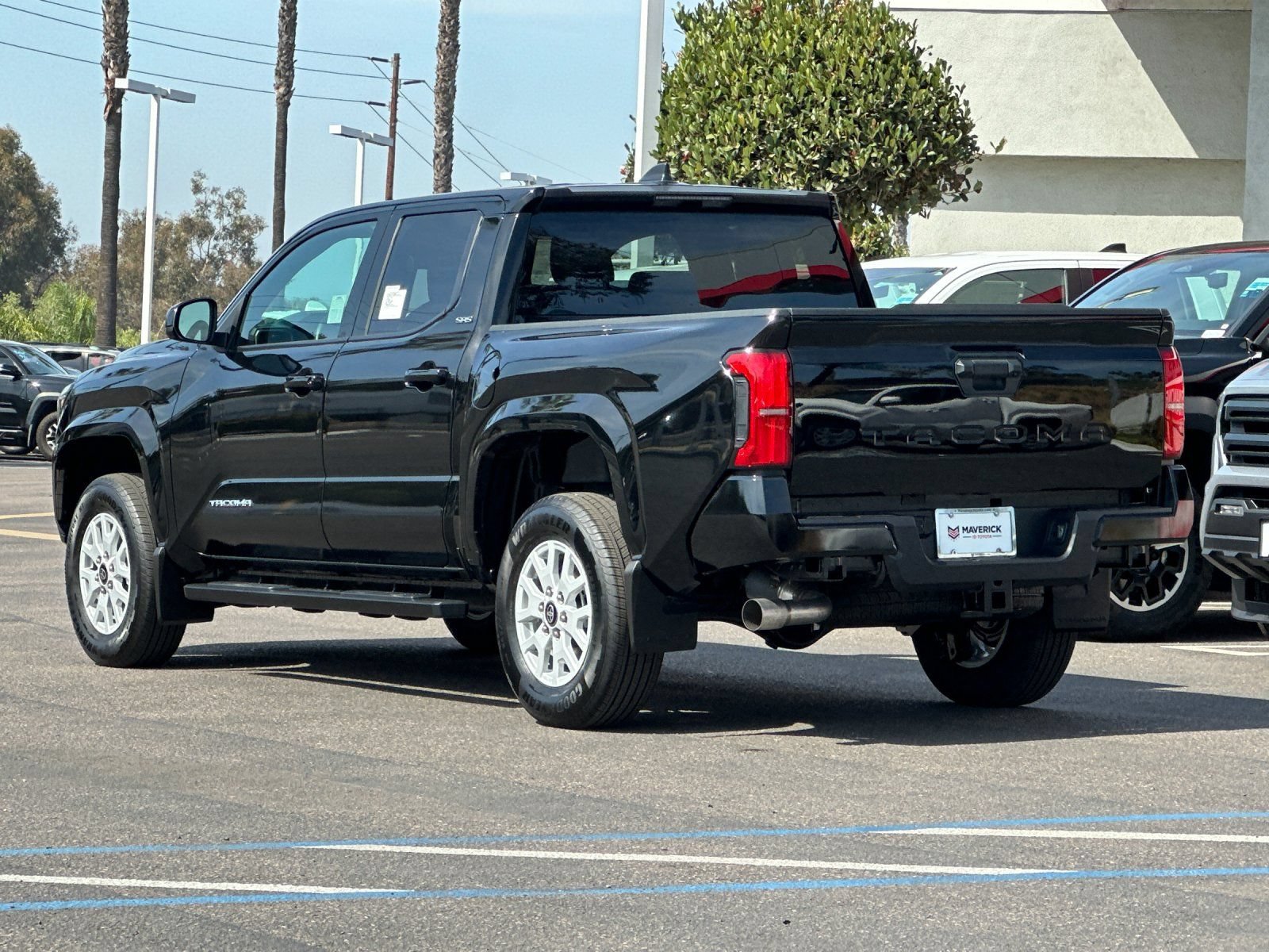Used 2026 Toyota Tacoma SR5 RWD image 3