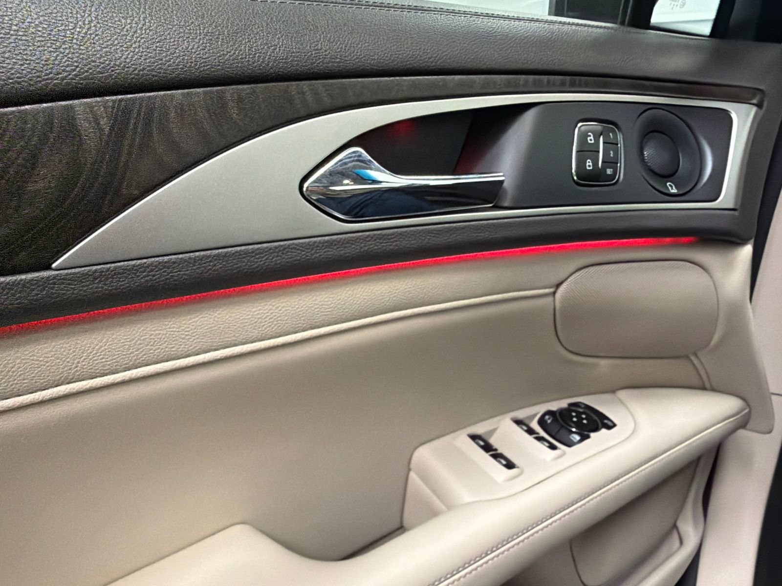 Used 2019 Lincoln MKZ Reserve AWD/4WD image 29