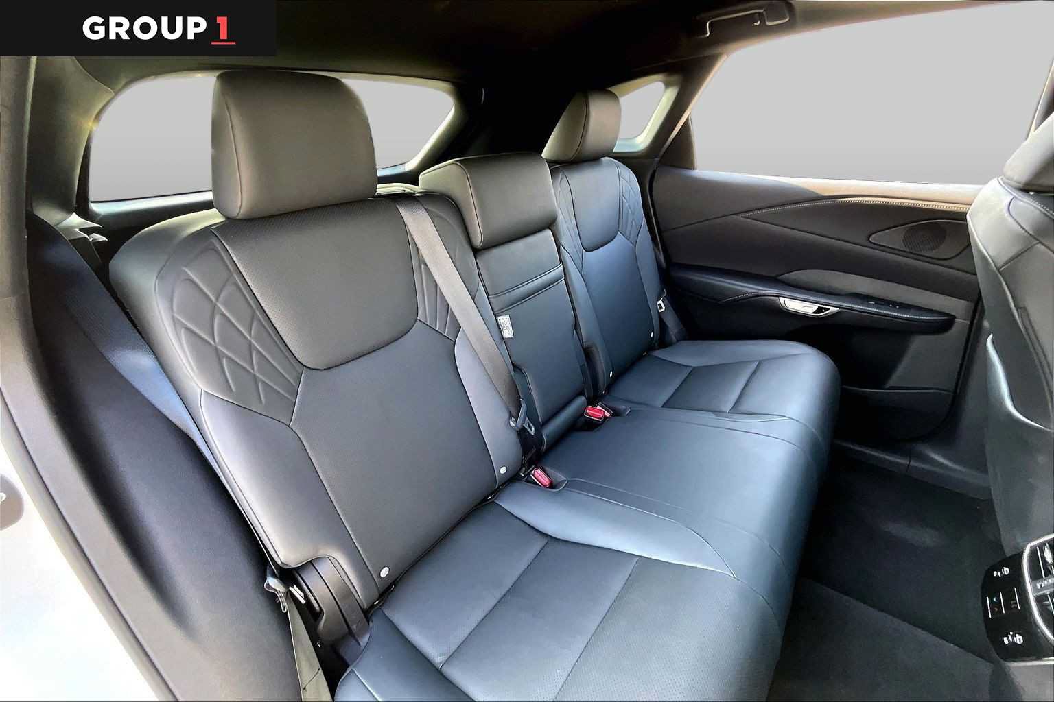 Certified 2025 Lexus RX 350 Premium w/ Convenience Package FWD image 17