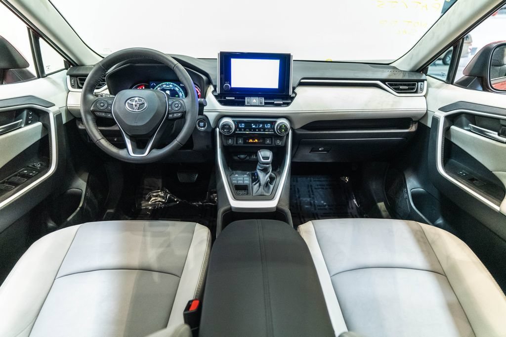 Used 2023 Toyota RAV4 XLE Premium AWD/4WD image 13