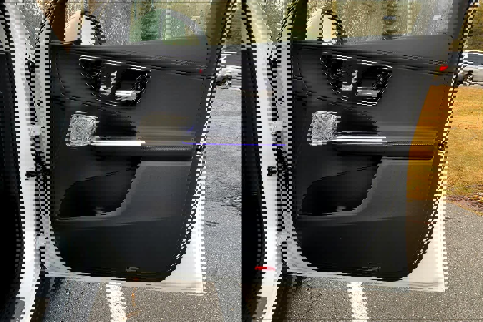 Certified 2025 Mercedes-Benz GLC 350e 4MATIC image 11