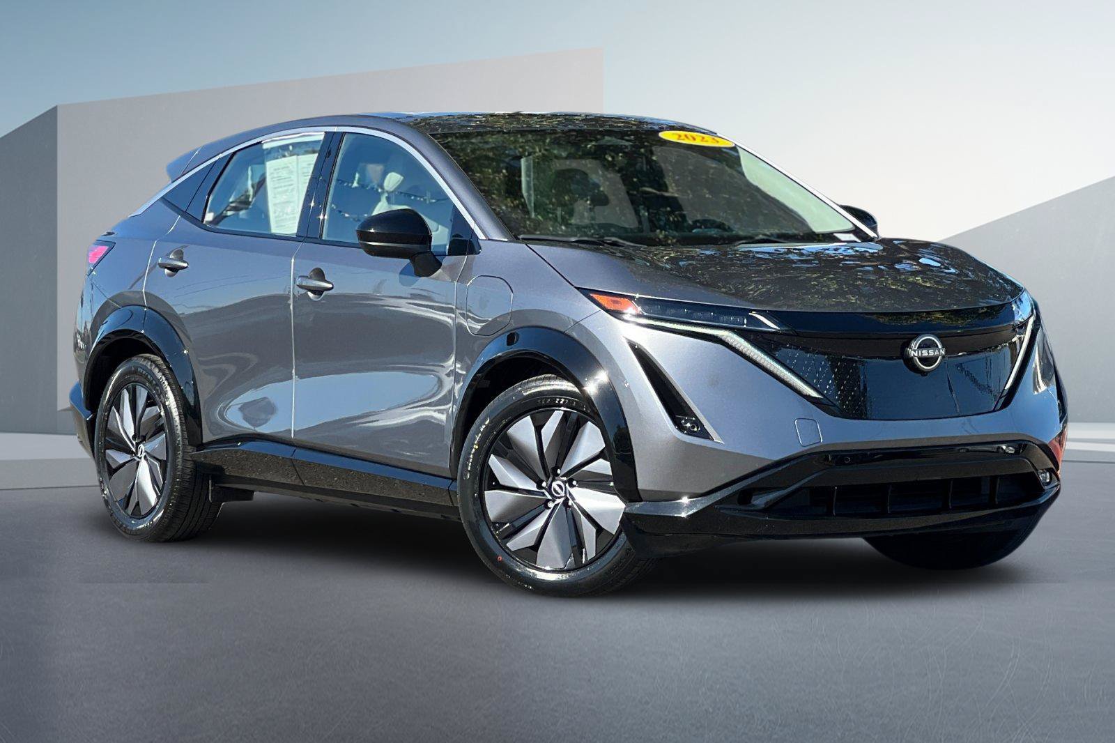 Certified 2023 Nissan Ariya FWD image 2