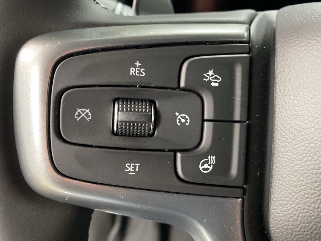 New 2026 Chevrolet Silverado 1500 LTZ w/ LTZ Premium Package AWD/4WD image 18