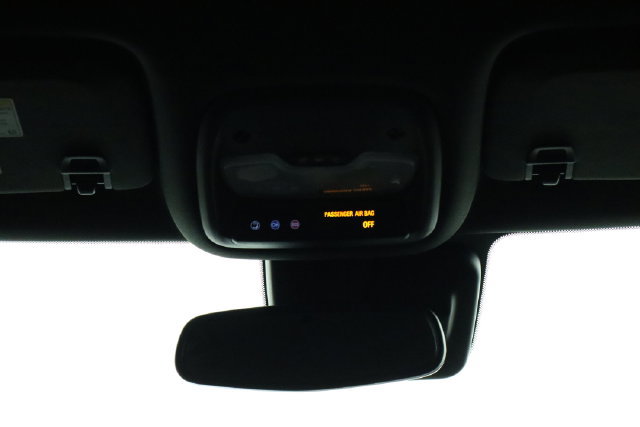 Used 2025 Chevrolet TrailBlazer RS w/ Convenience Package FWD image 24
