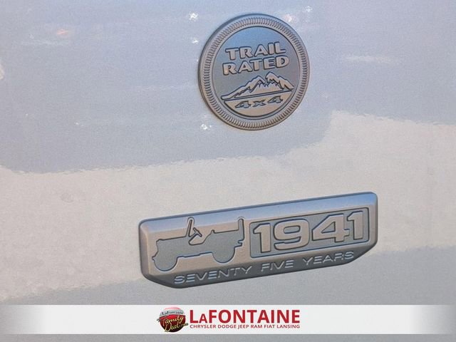 Used 2016 Jeep Wrangler Unlimited Sahara AWD/4WD image 10