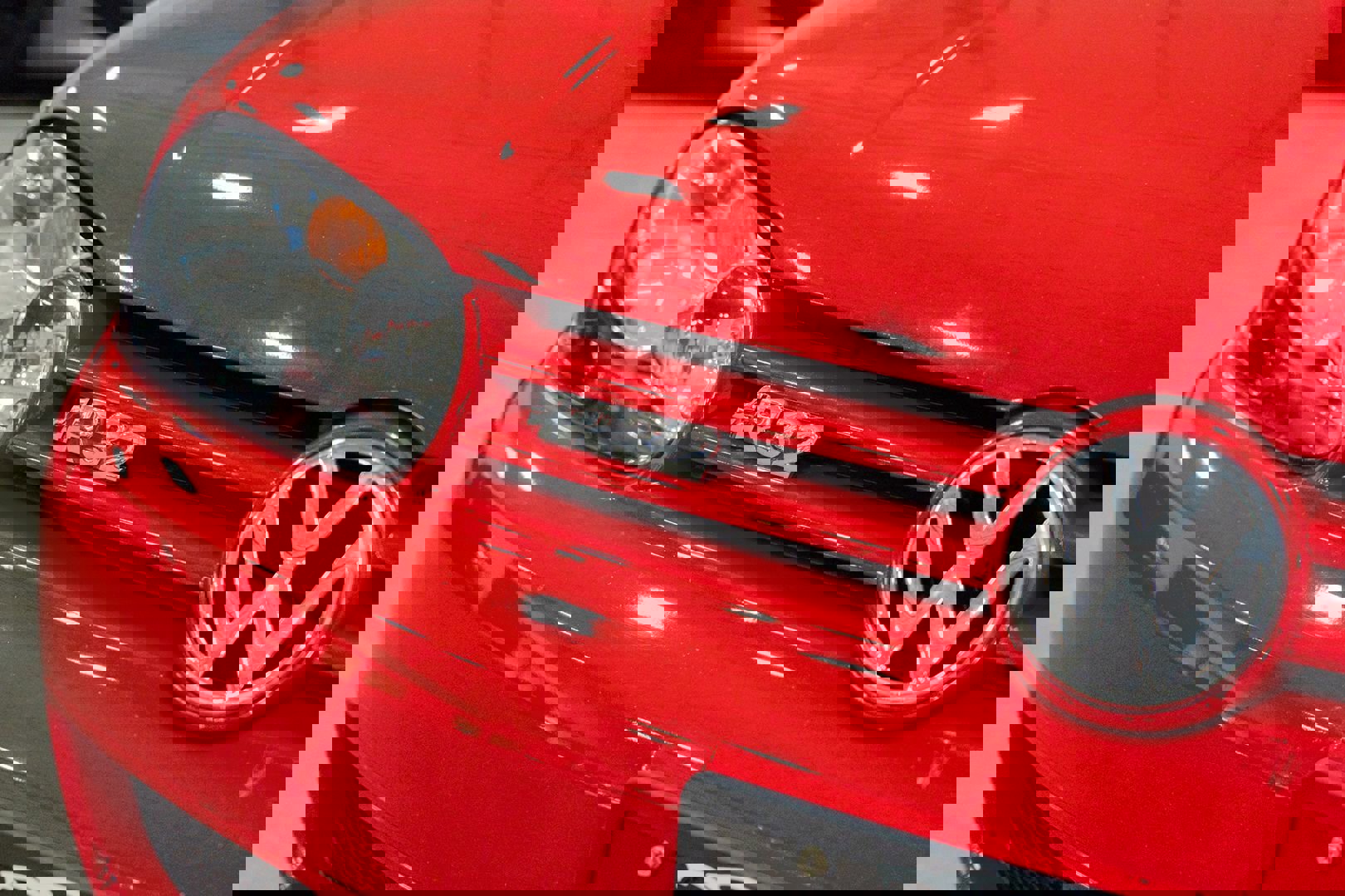 Used 2004 Volkswagen R32 image 15