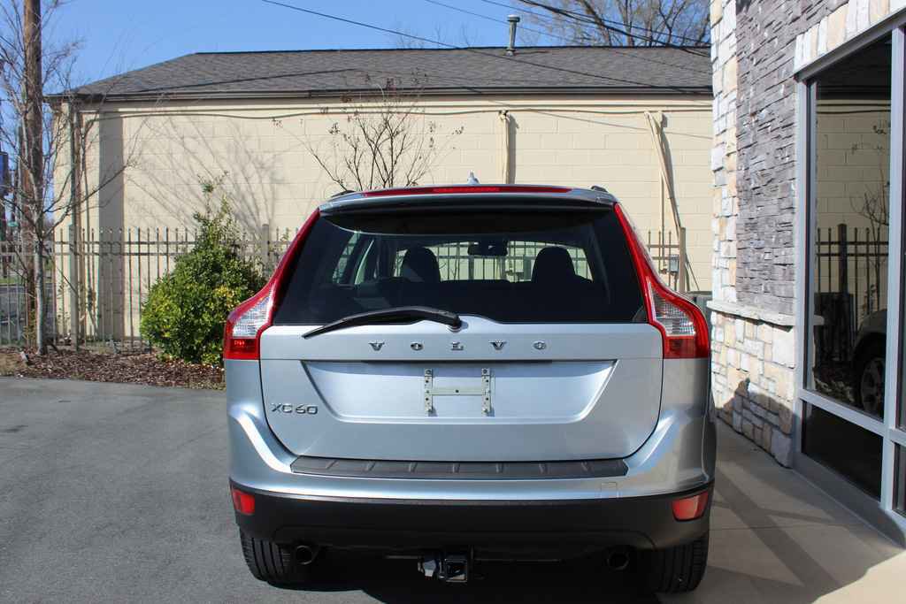 Used 2013 Volvo XC60 3.2 Premier image 5