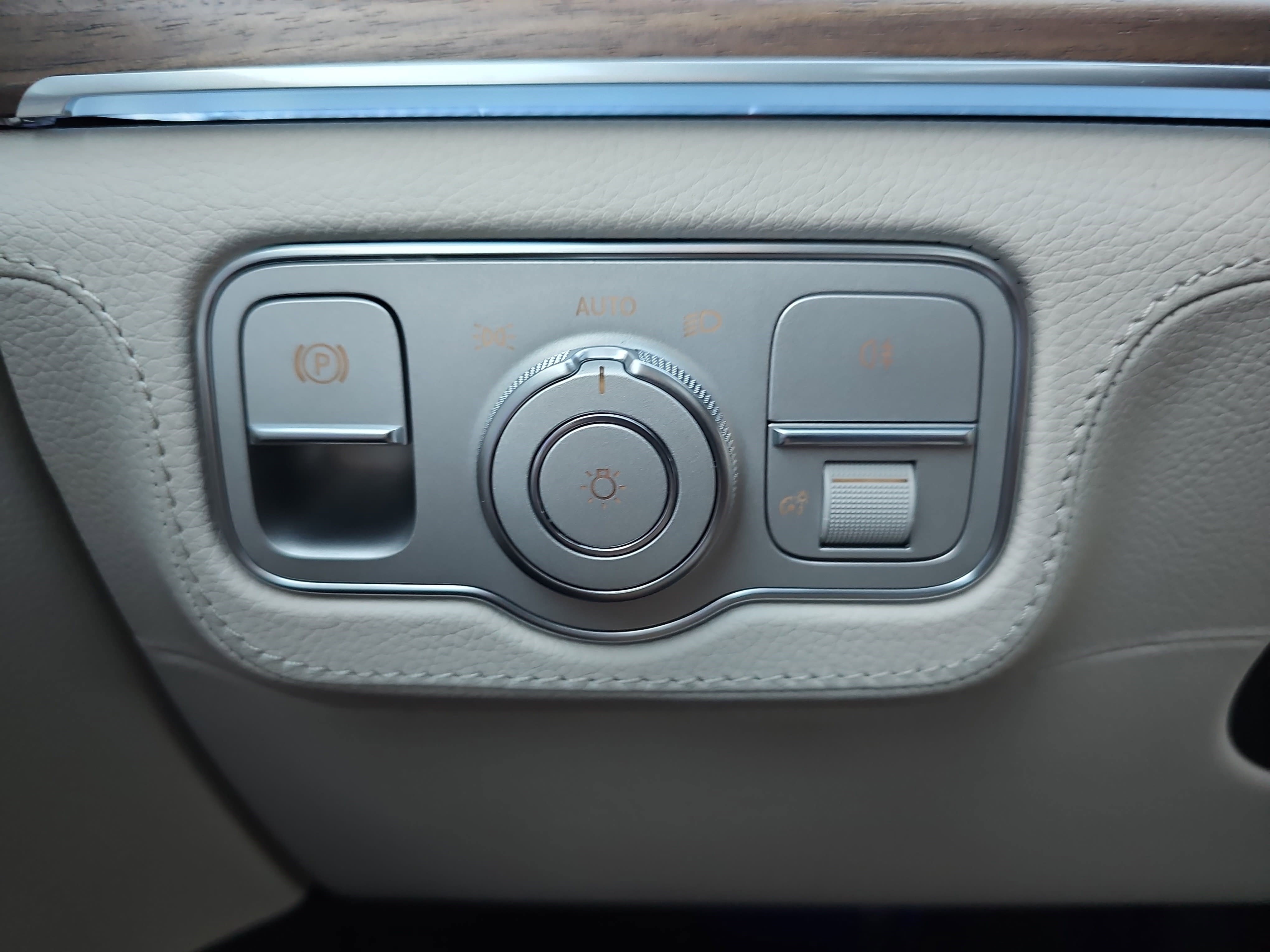 New 2026 Mercedes-Benz GLE 450 4MATIC image 27