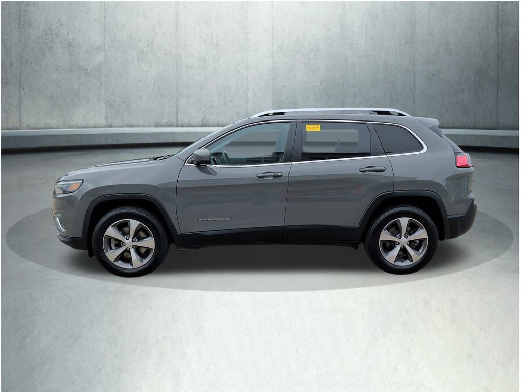 Used 2021 Jeep Cherokee Limited w/ Trailer Tow Group AWD/4WD video 2