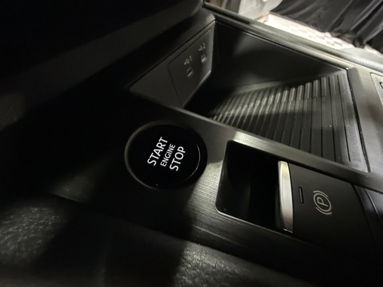 New 2026 Nissan Kicks S image 30