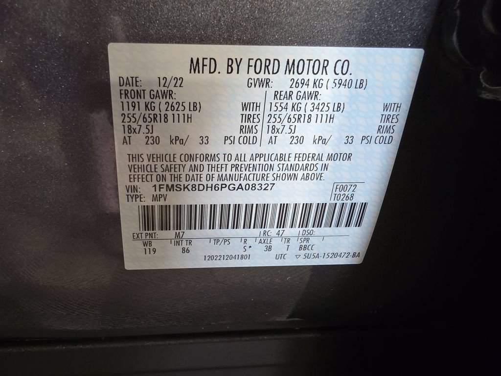 Used 2023 Ford Explorer XLT AWD/4WD image 26