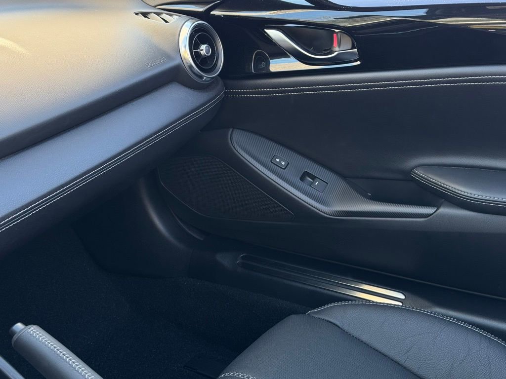 Used 2023 MAZDA MX-5 Miata Grand Touring image 36