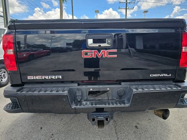 Used 2018 GMC Sierra 3500 Denali w/ Duramax Plus Package image 5