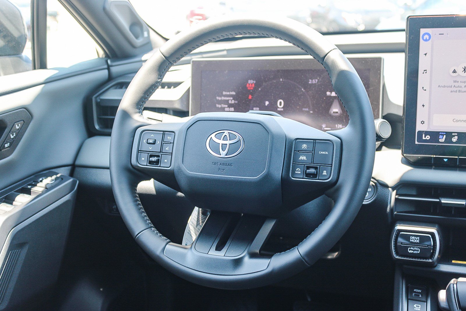 New 2026 Toyota RAV4 XSE AWD/4WD image 18
