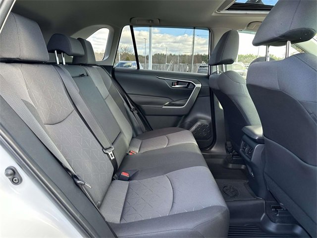 Used 2025 Toyota RAV4 XLE image 13