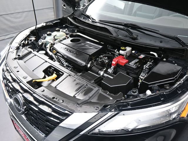 Used 2023 Nissan Rogue SV image 10