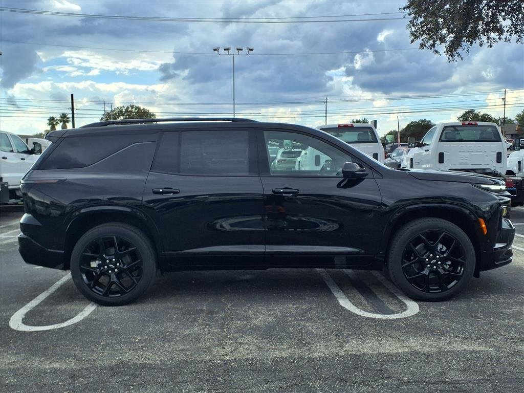 New 2026 Chevrolet Traverse RS image 3