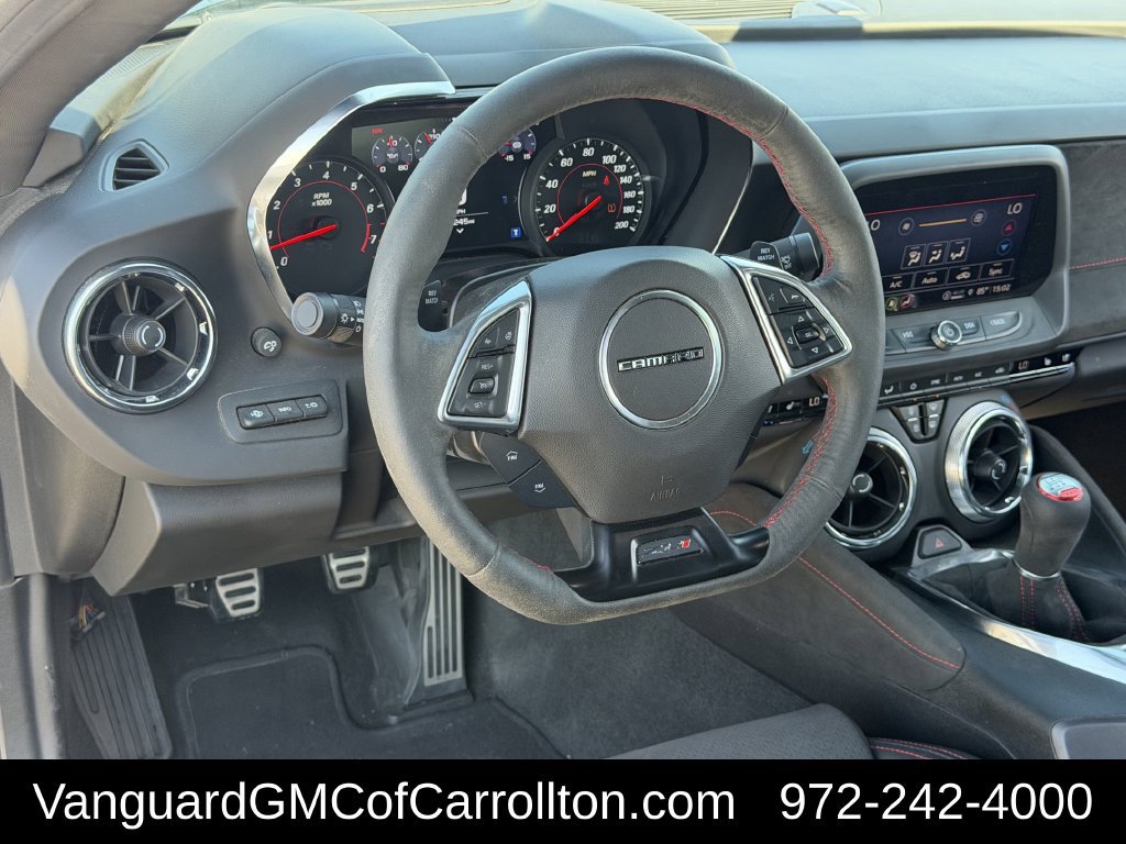 Used 2022 Chevrolet Camaro ZL1 RWD image 12
