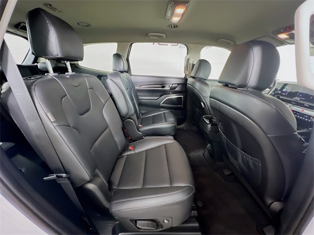 Used 2023 Kia Telluride S image 42