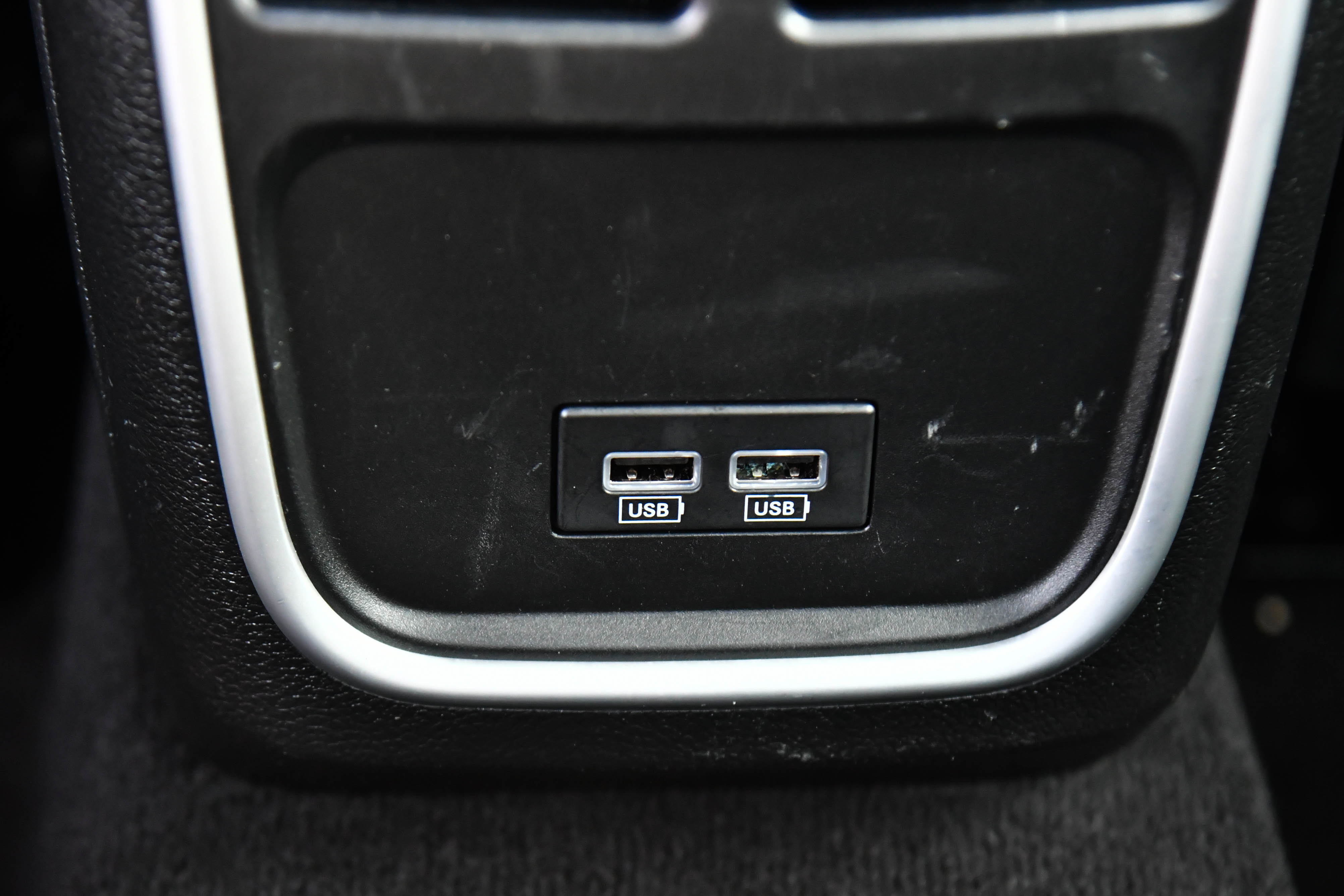 Used 2023 Dodge Charger GT image 35