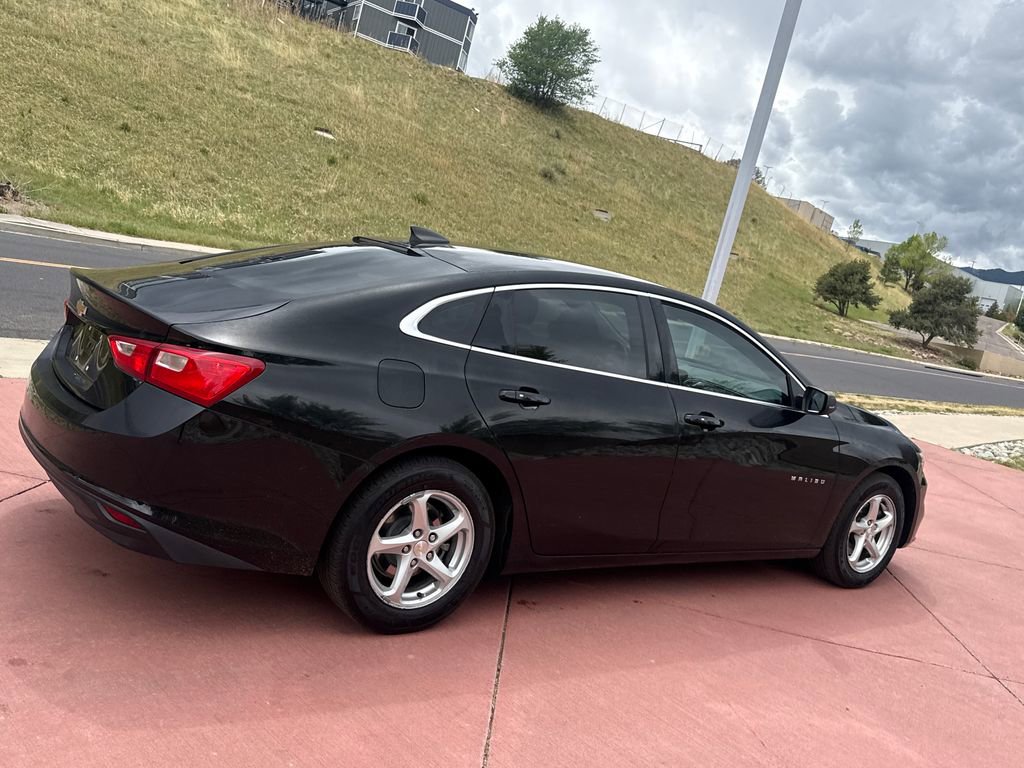 Used 2017 Chevrolet Malibu LS FWD image 8