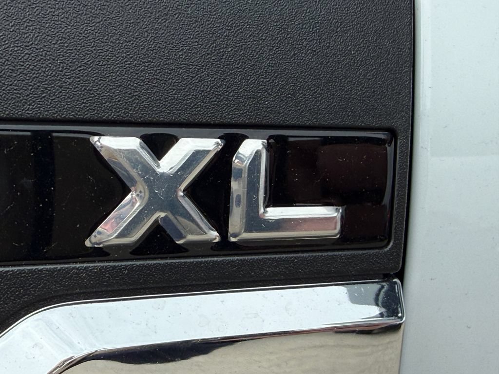 New 2026 Ford F250 XL w/ XL Off-Road Package AWD/4WD image 14