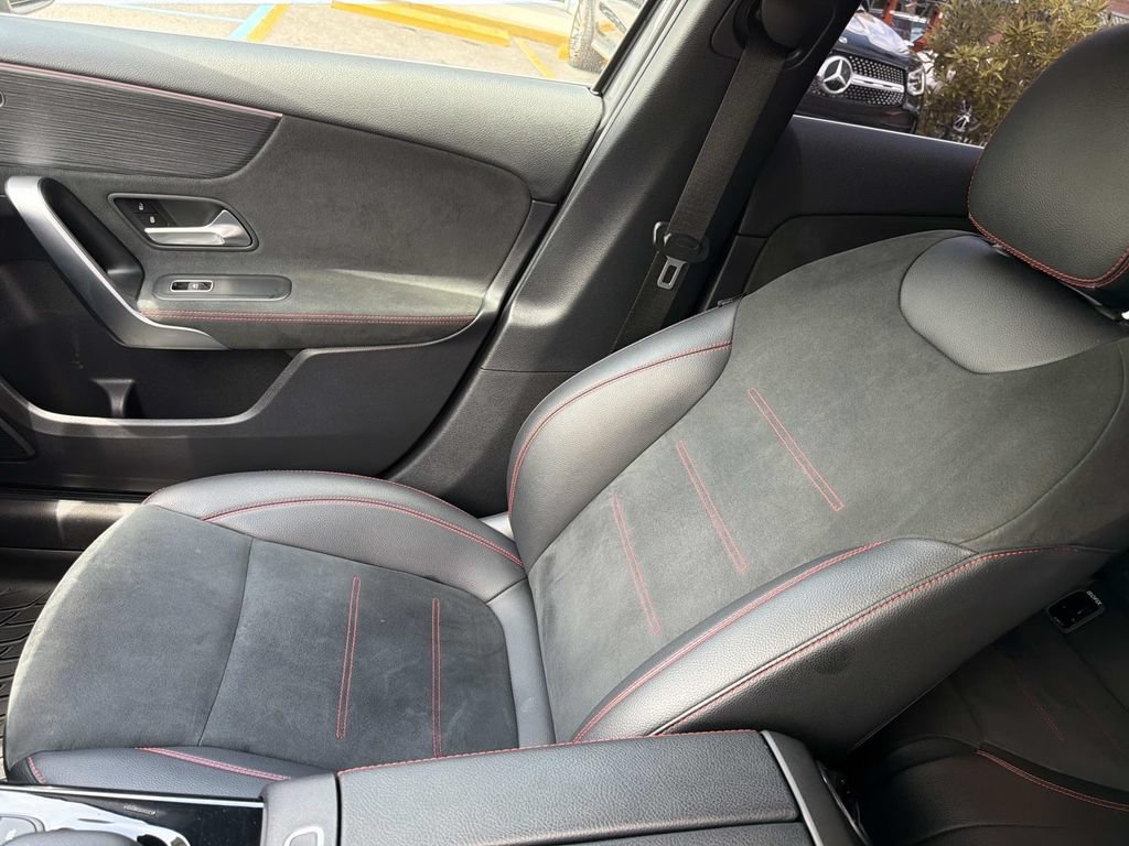 Used 2022 Mercedes-Benz A 220 image 16