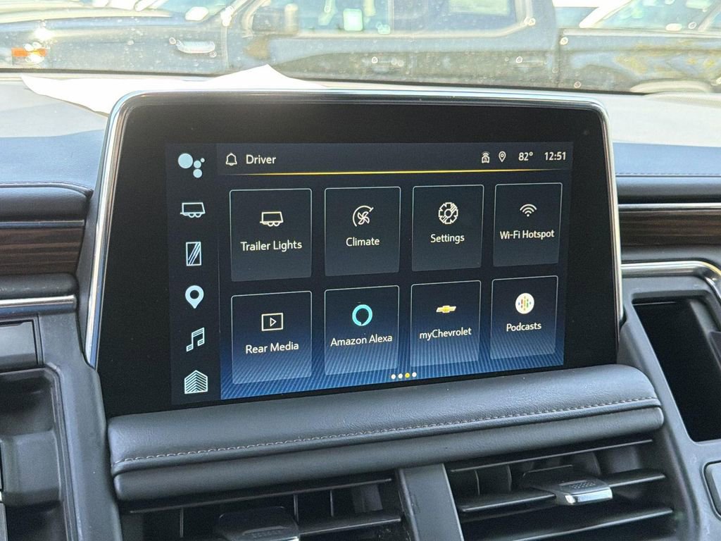 Used 2023 Chevrolet Suburban High Country image 16