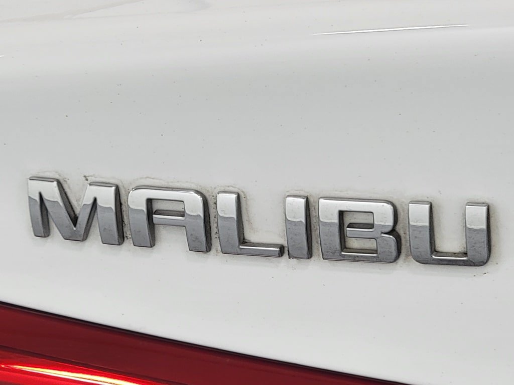 Used 2021 Chevrolet Malibu LS FWD image 10