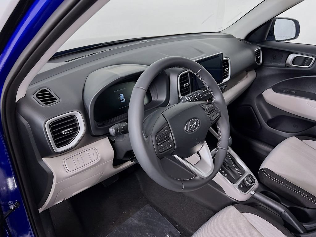 New 2026 Hyundai Venue SEL image 8