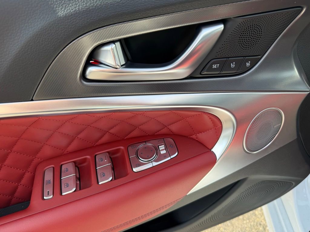Certified 2025 Genesis G70 3.3T Advanced w/ Sport Prestige Package image 26