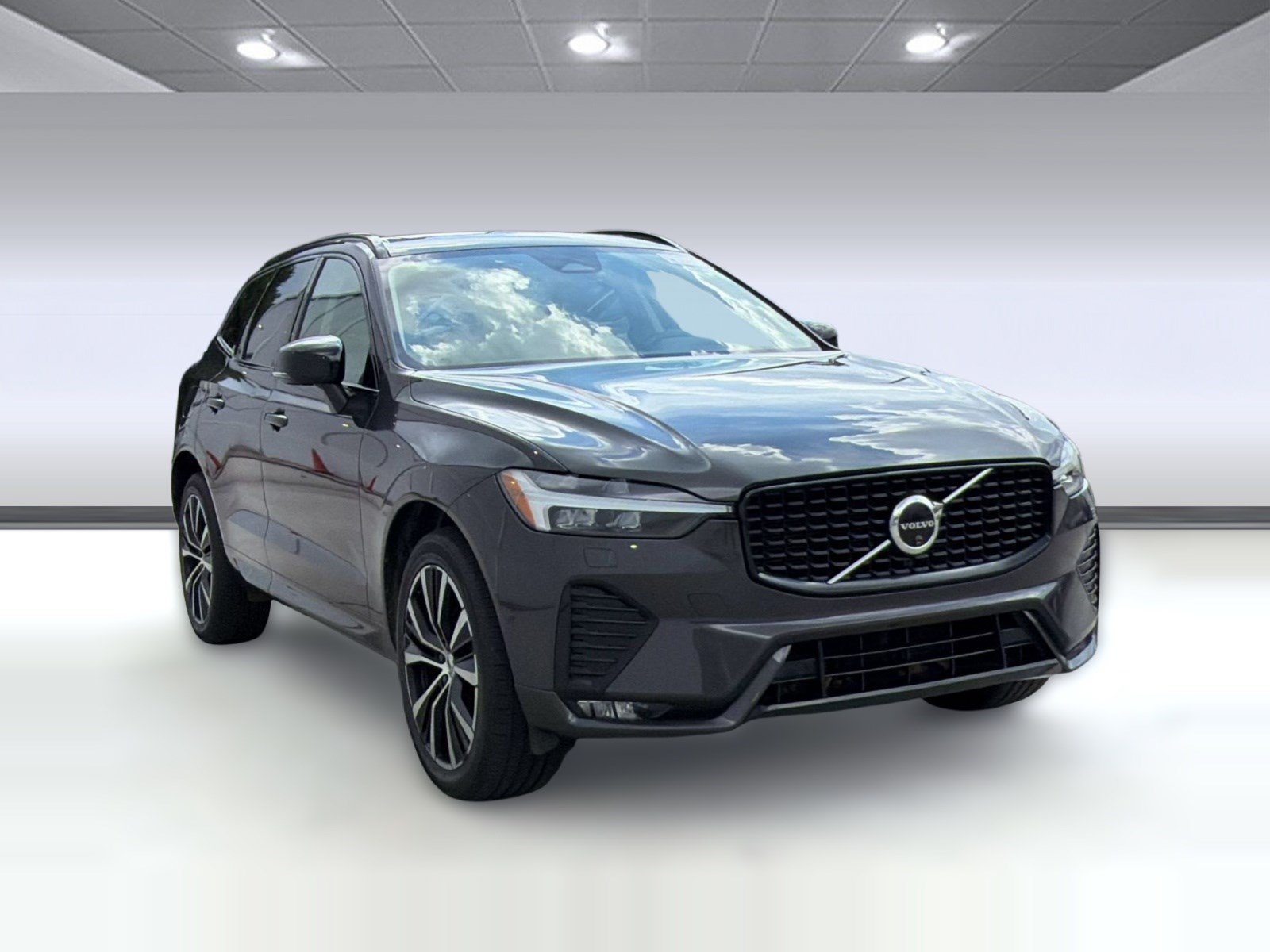 Used 2024 Volvo XC60 B5 Plus w/ Protection Package Premier AWD/4WD image 7