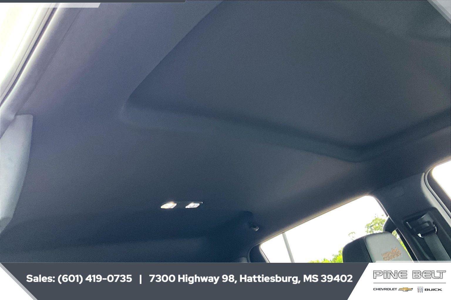 Used 2024 Chevrolet Silverado 1500 High Country w/ Technology Package AWD/4WD image 17