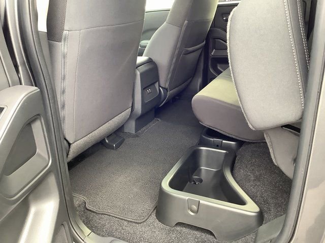Used 2024 Nissan Frontier SV w/ Technology Package image 24