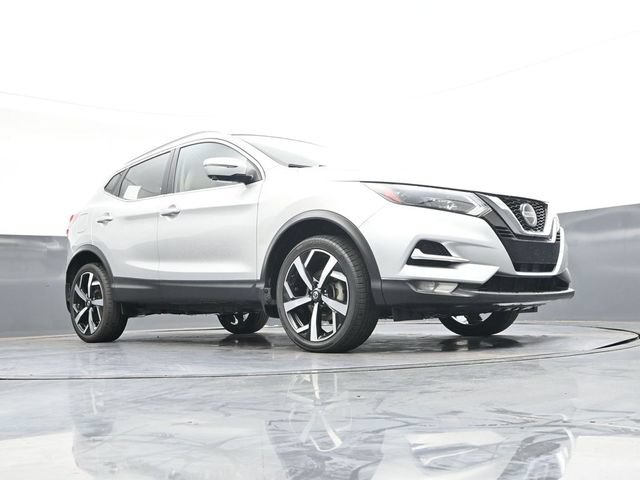 Used 2022 Nissan Rogue Sport SL w/ Premium Package FWD image 29